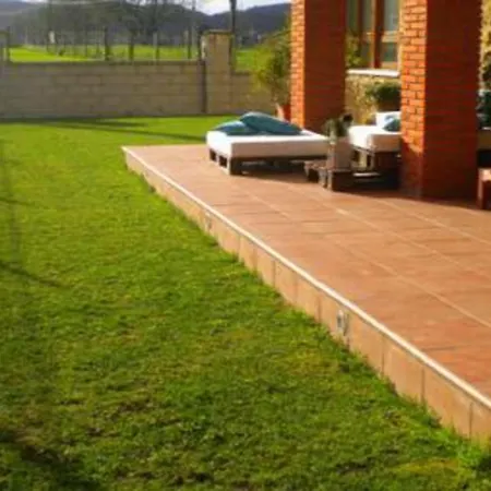 Excelente Chalet Entre Playa Y Montana Riano de Ibio
